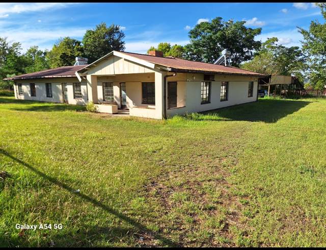 16 BEDROOM FREEHOLD FOR SALE IN INGAGANE